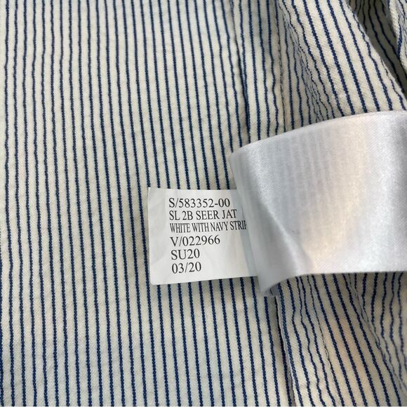 Banana Republic Women's Seersucker Blazer navy and white striped size 38S (M) - Picture 11 of 13